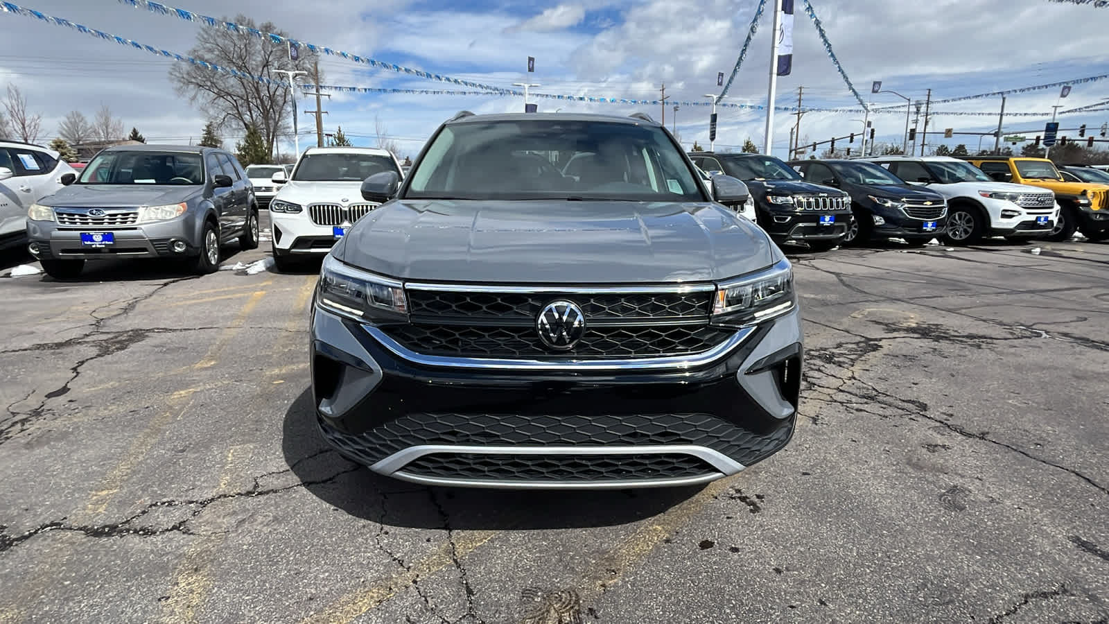 2024 Volkswagen Taos SE 6