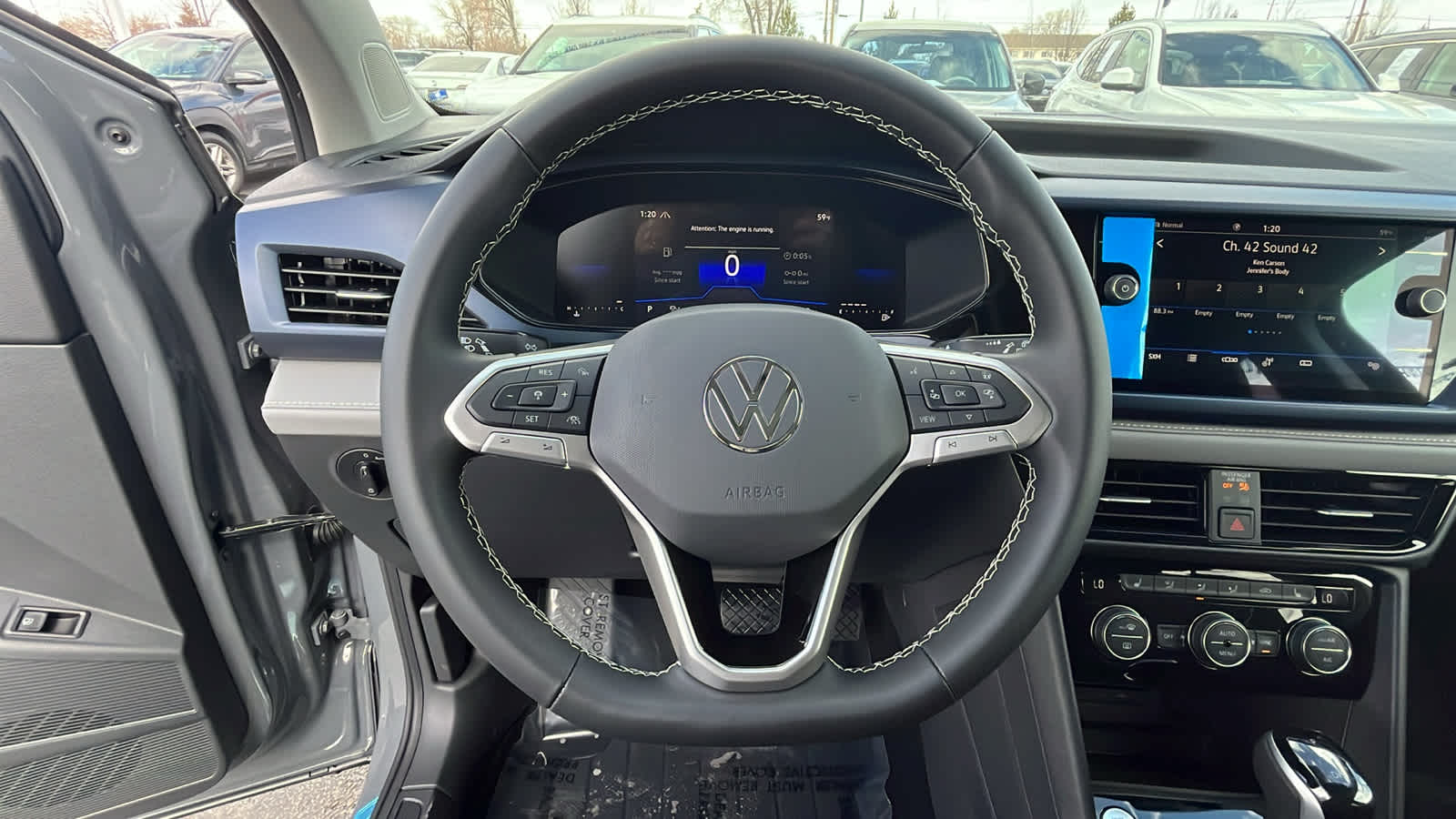 2024 Volkswagen Taos SE 15