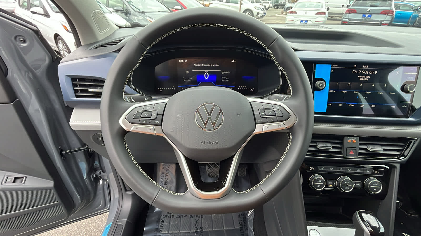 2024 Volkswagen Taos SE 15