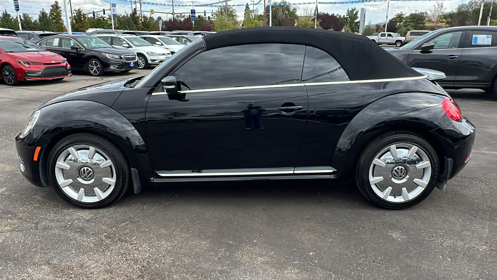 2015 Volkswagen Beetle 1.8T w/Sound/Nav 4