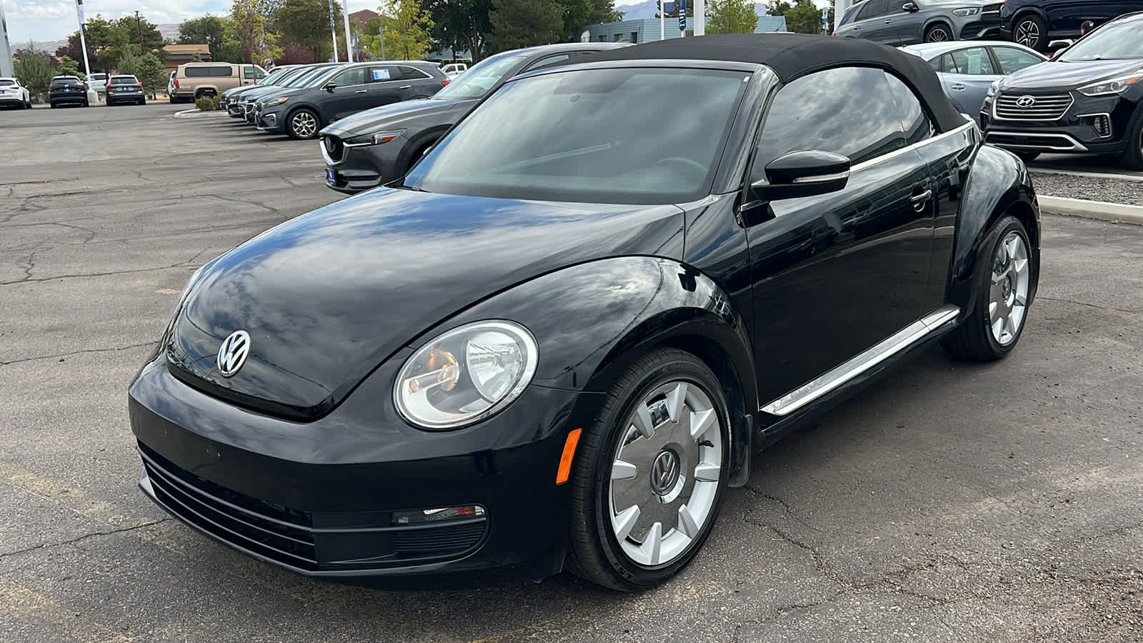 2015 Volkswagen Beetle 1.8T w/Sound/Nav 2