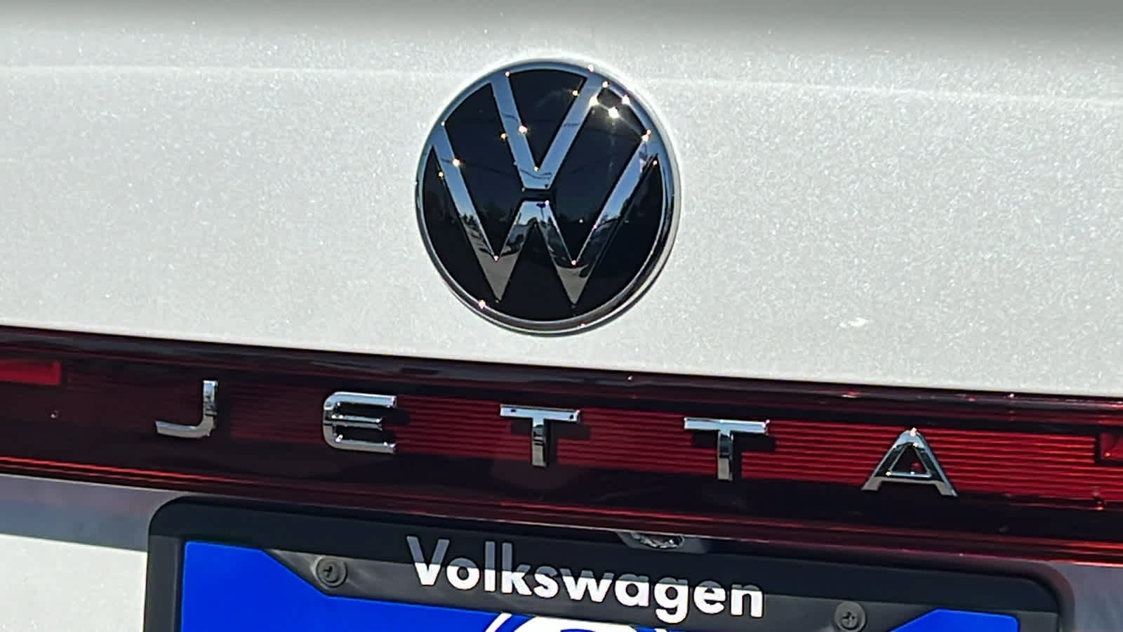 2025 Volkswagen Jetta SE 7