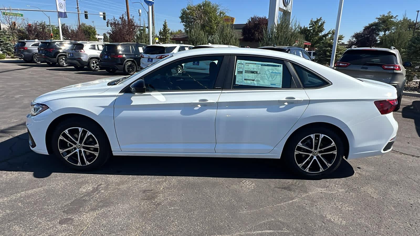 2025 Volkswagen Jetta Sport 3