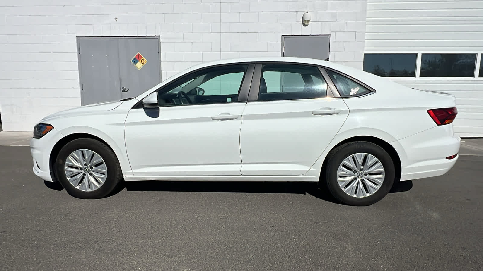 2019 Volkswagen Jetta S 2