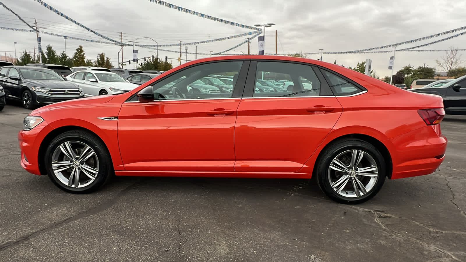 2019 Volkswagen Jetta R-Line 4