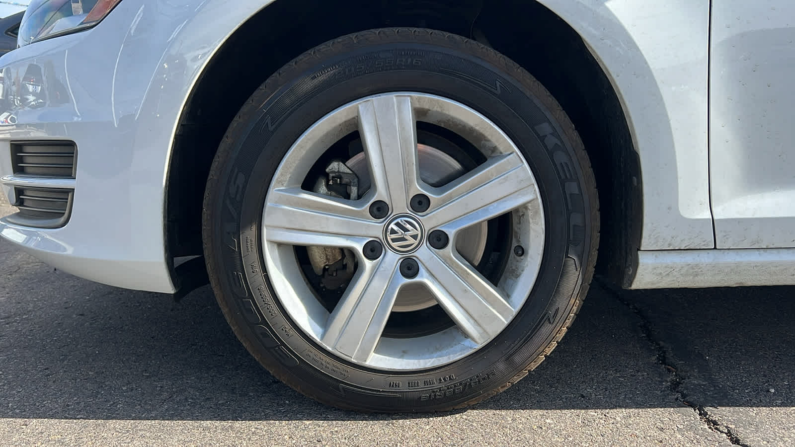 2015 Volkswagen Golf SportWagen TDI S 9