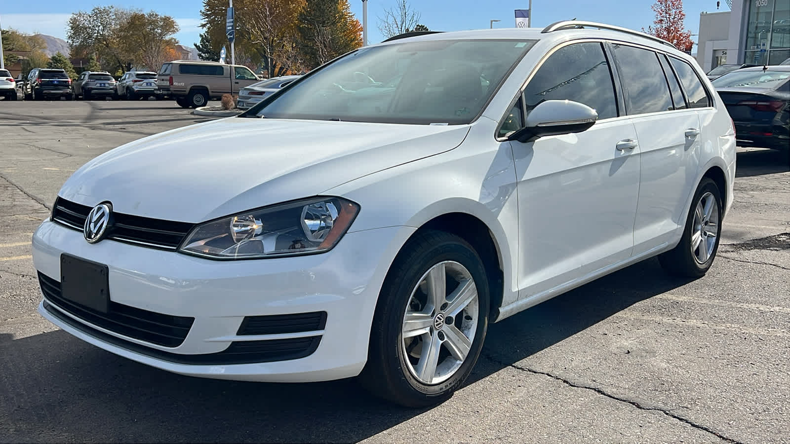 2015 Volkswagen Golf SportWagen TDI S 1