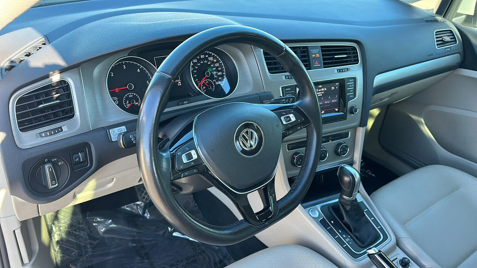 2015 Volkswagen Golf SportWagen TDI S 2