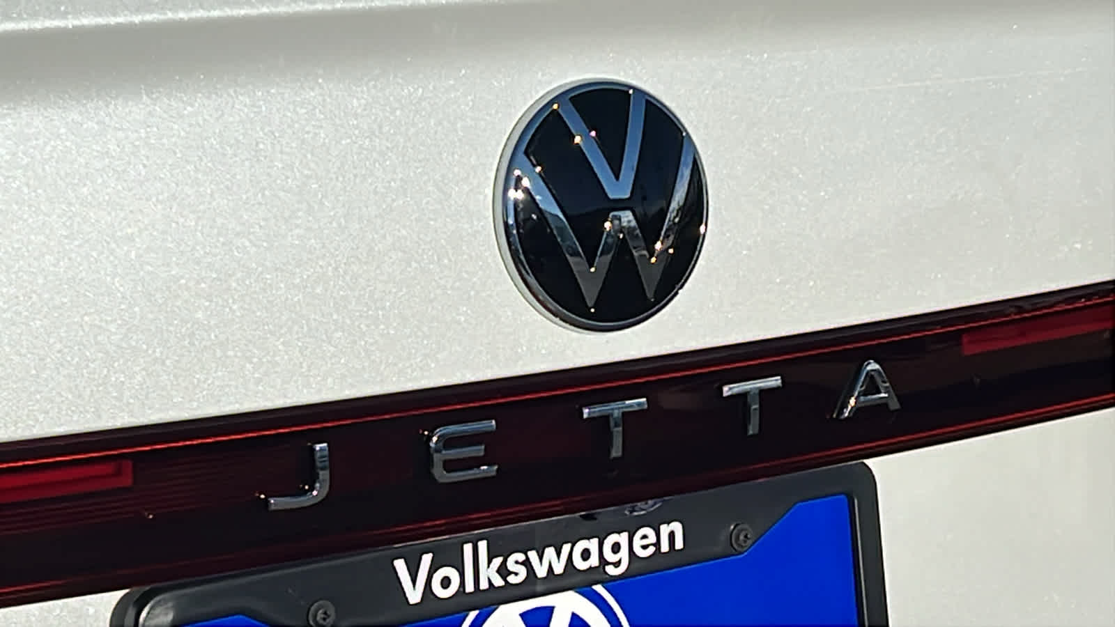 2025 Volkswagen Jetta SE 7