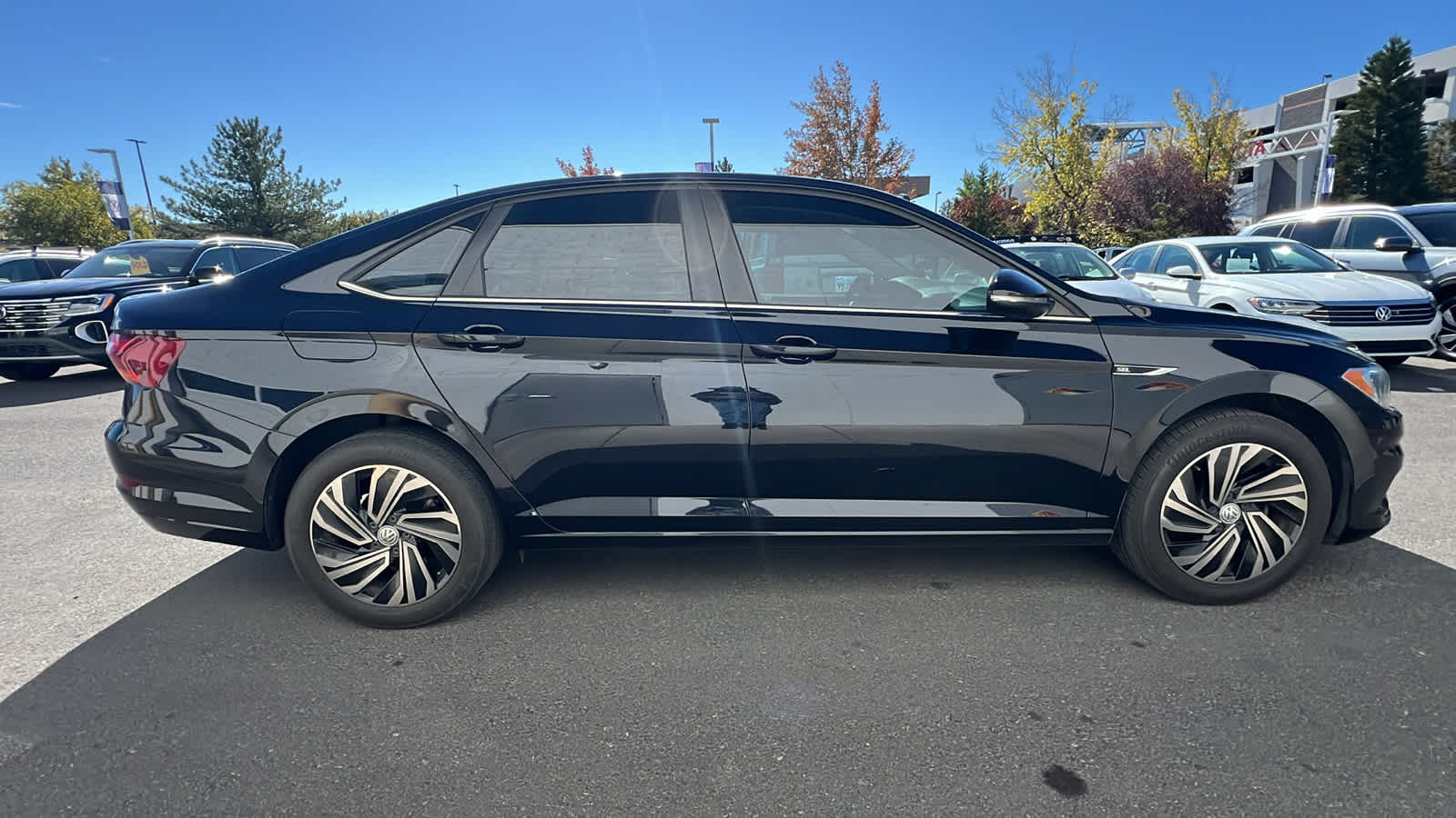 2019 Volkswagen Jetta SEL Premium 6