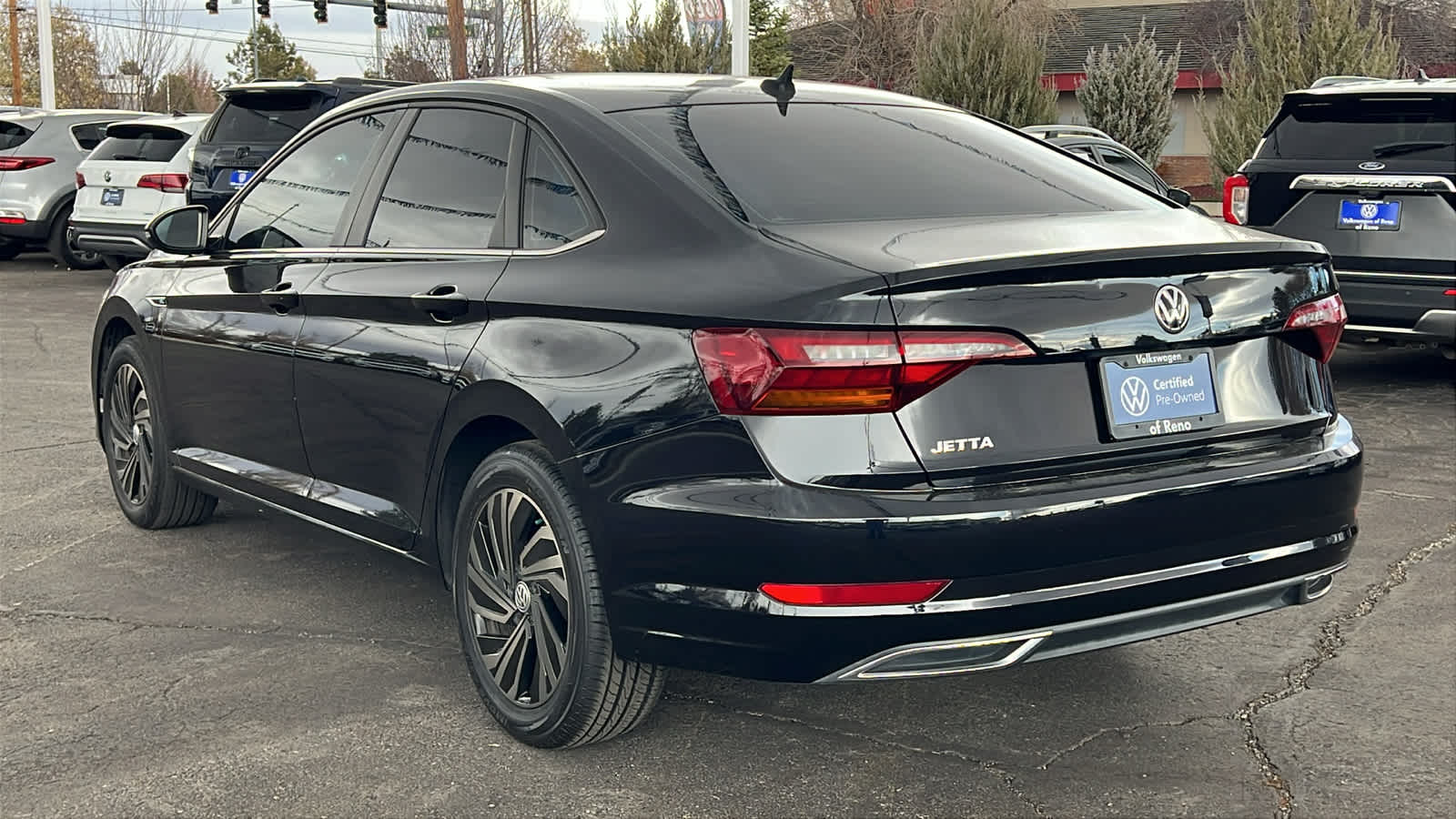 2019 Volkswagen Jetta SEL Premium 4