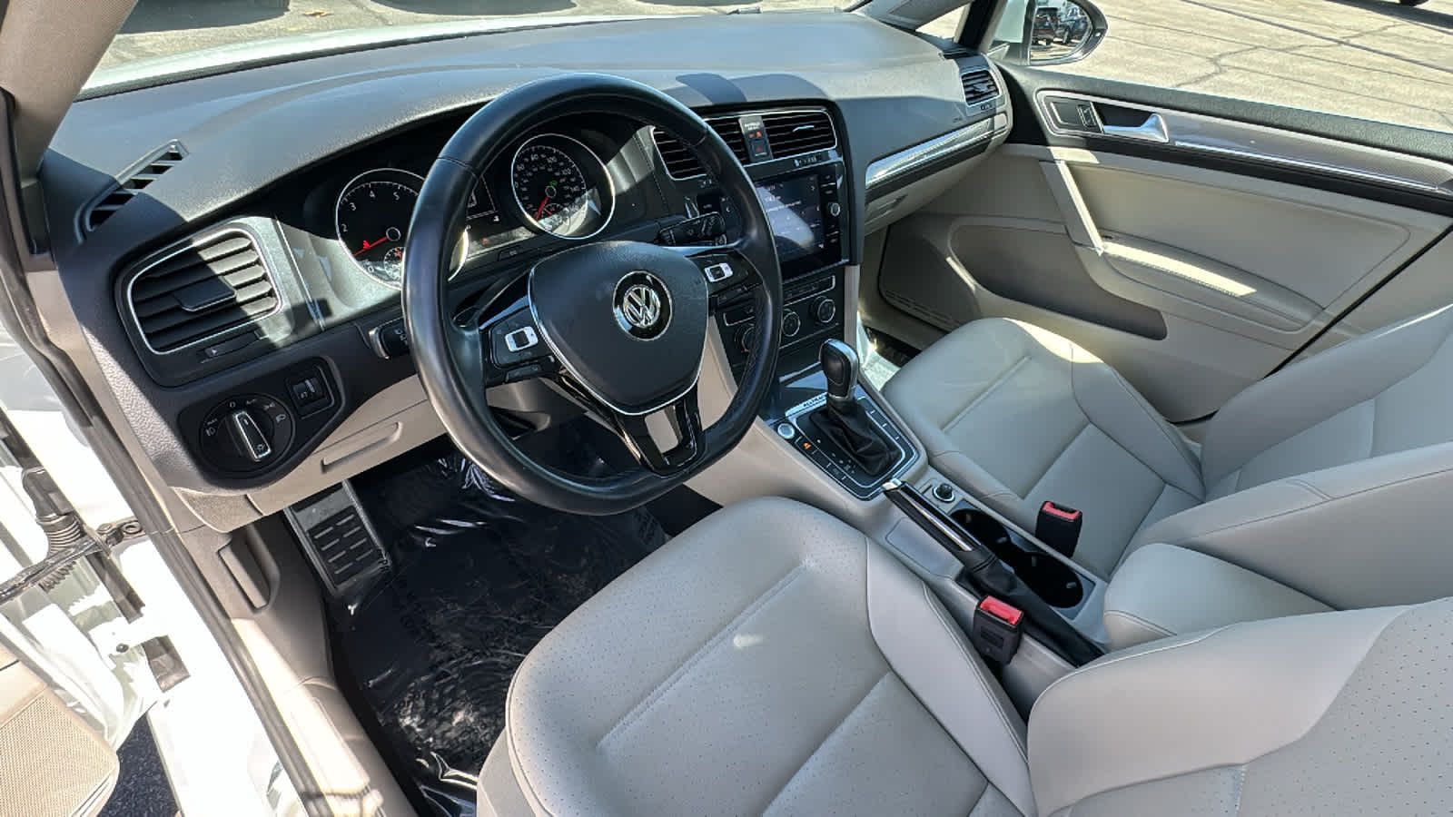 2018 Volkswagen Golf Alltrack SE 3