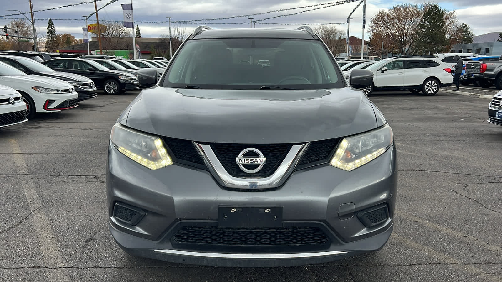 2016 Nissan Rogue S 8