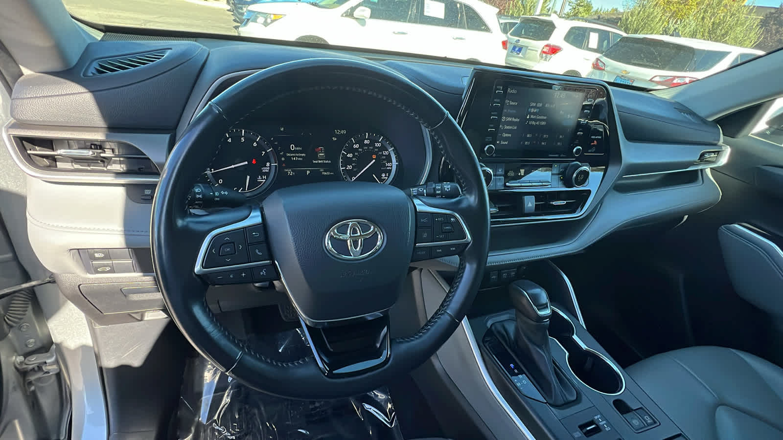 2021 Toyota Highlander XLE 2