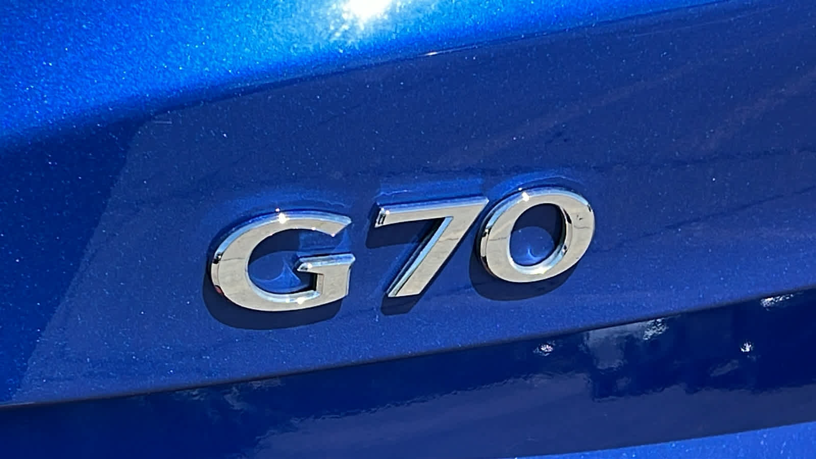 2020 Genesis G70 2.0T 8