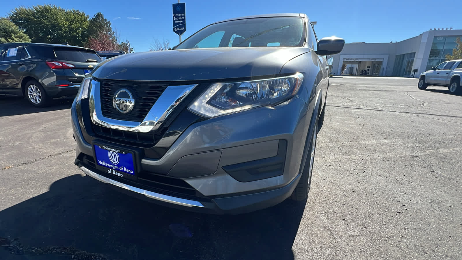 2018 Nissan Rogue S 22