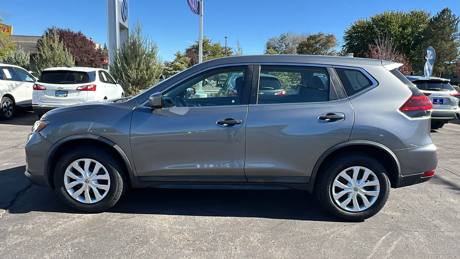 2018 Nissan Rogue S 3