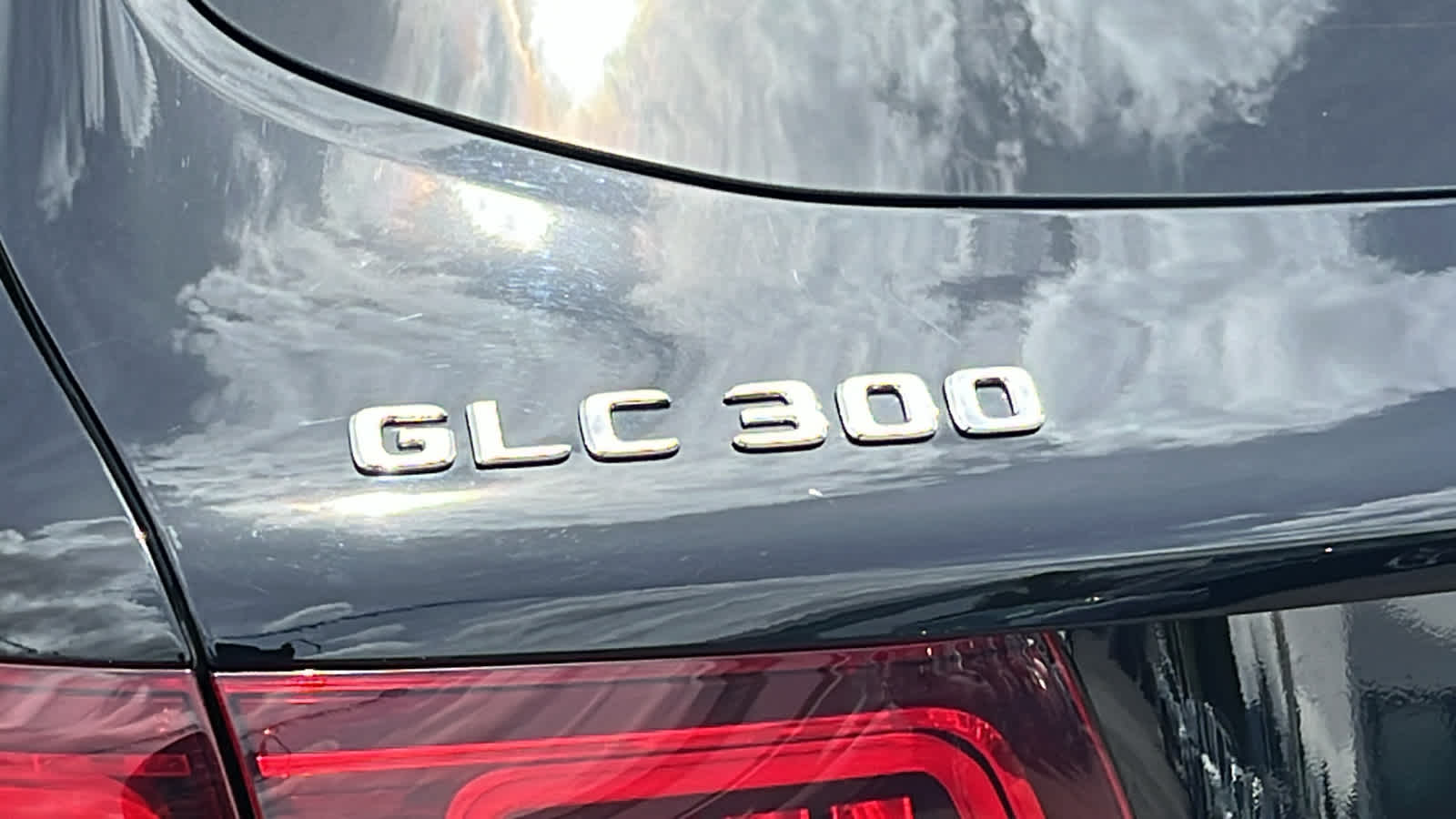 2022 Mercedes-Benz GLC GLC 300 8