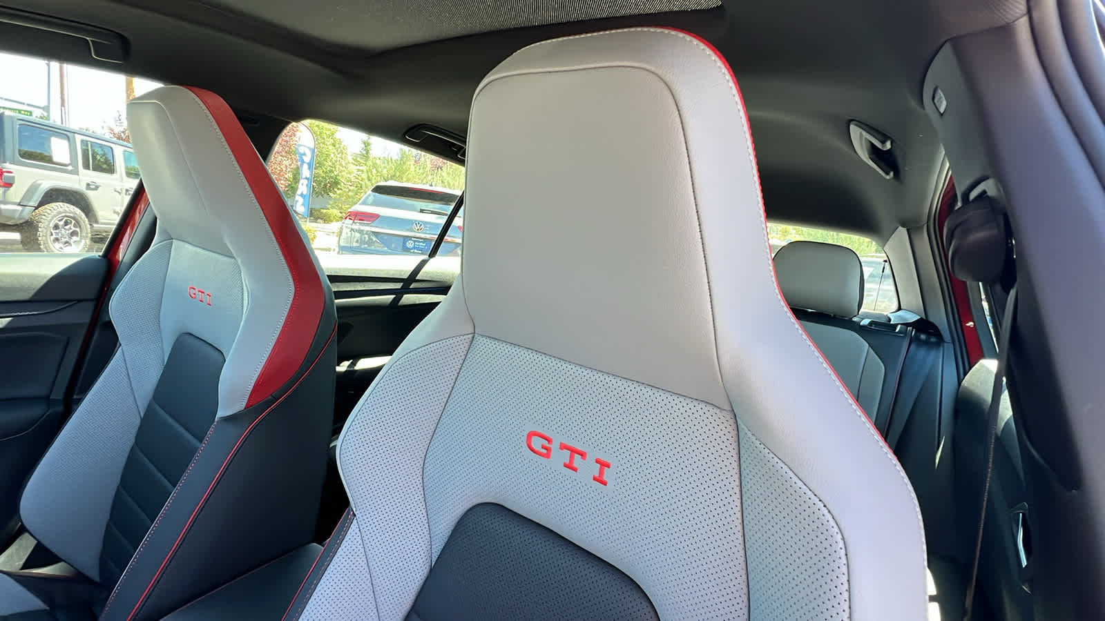 2024 Volkswagen Golf GTI SE 27