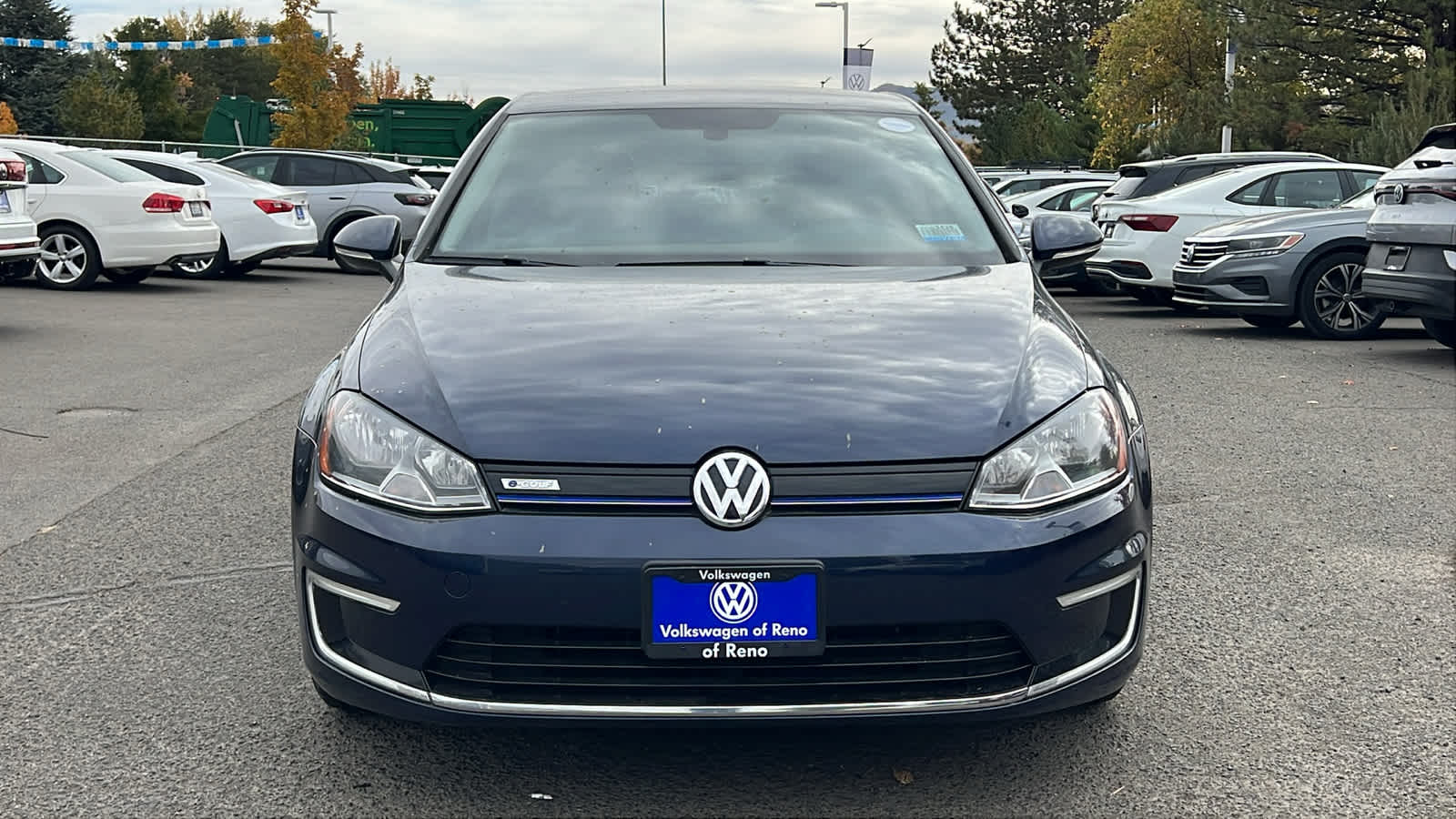 2016 Volkswagen e-Golf SE 8