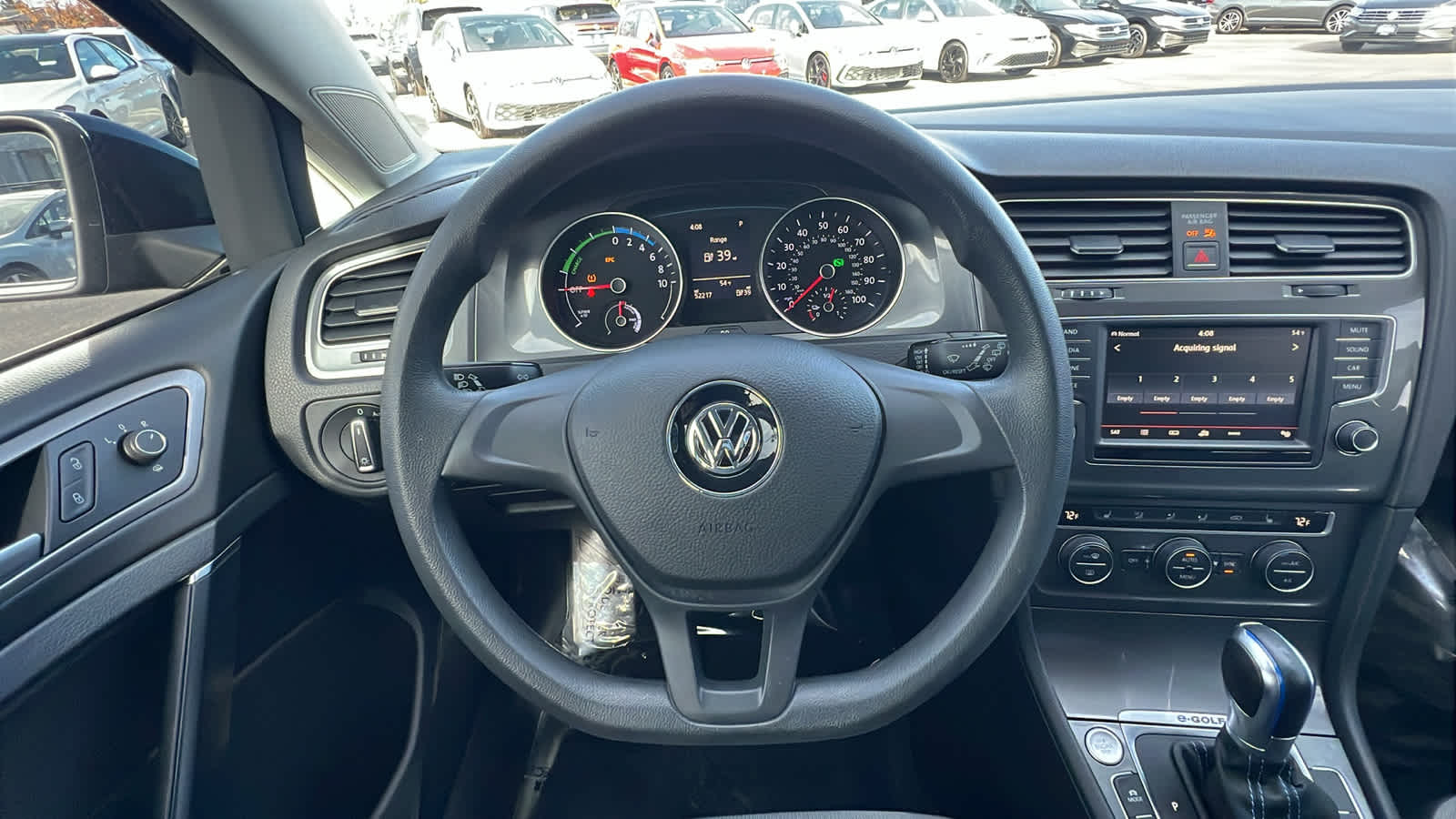 2016 Volkswagen e-Golf SE 15