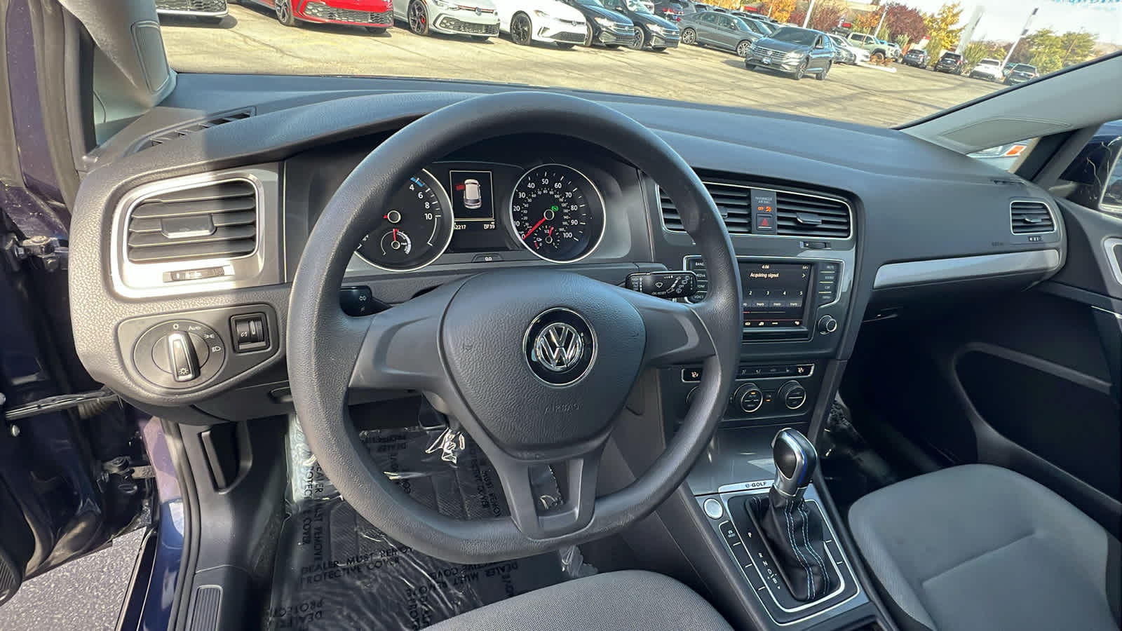 2016 Volkswagen e-Golf SE 2