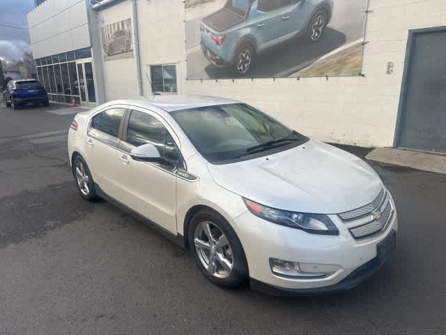 2013 Chevrolet Volt HATCHBACK 18