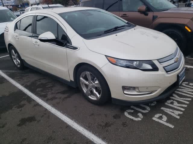 2013 Chevrolet Volt HATCHBACK 2