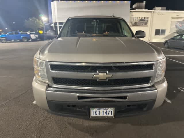 2009 Chevrolet Silverado 1500 Work Truck 2WD Ext Cab 143.5 2