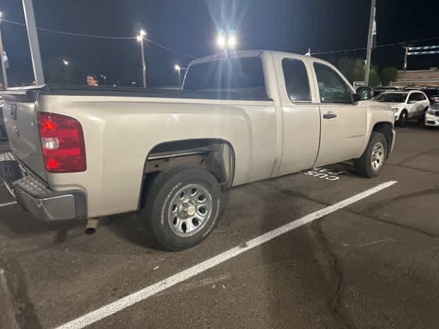 2009 Chevrolet Silverado 1500 Work Truck 2WD Ext Cab 143.5 5