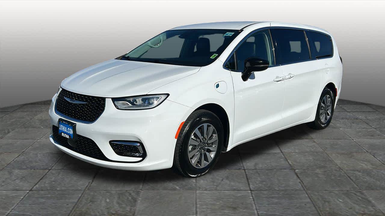 2024 Chrysler Pacifica