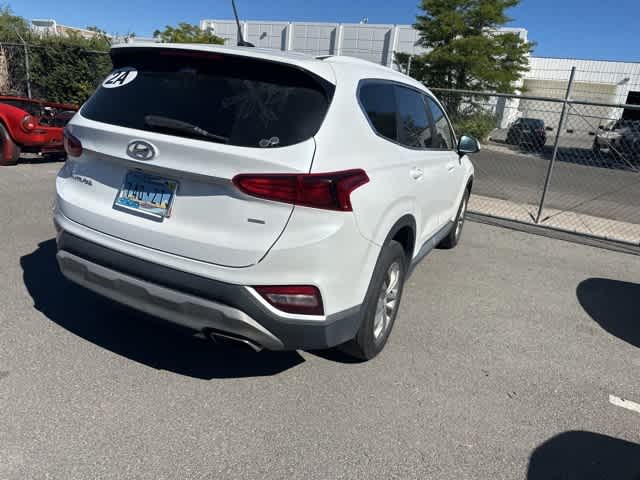 2019 Hyundai Santa Fe SE 5