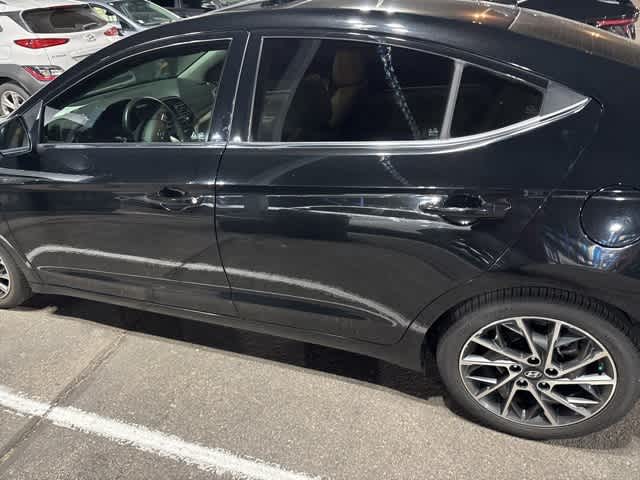 2019 Hyundai Elantra Limited 3