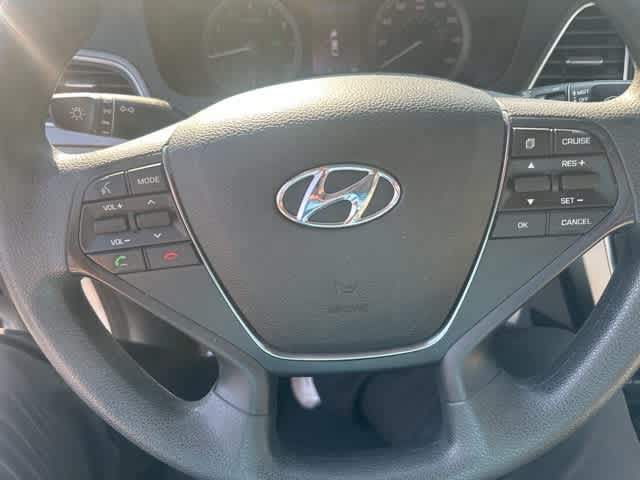 2015 Hyundai Sonata 2.4L SE 22