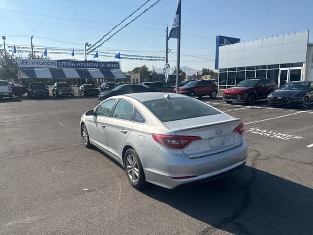 2015 Hyundai Sonata 2.4L SE 7