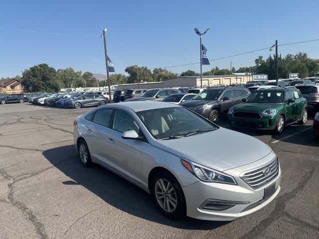 2015 Hyundai Sonata 2.4L SE 11