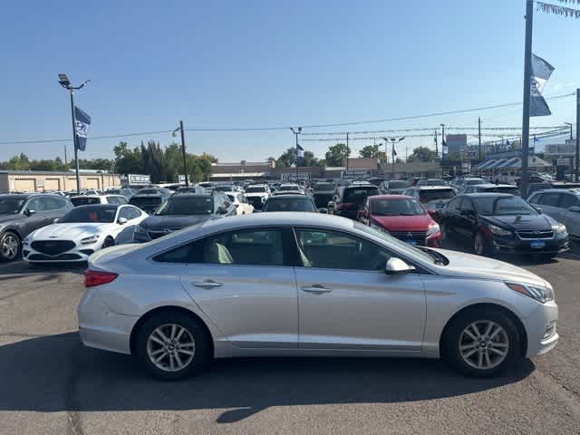 2015 Hyundai Sonata 2.4L SE 10