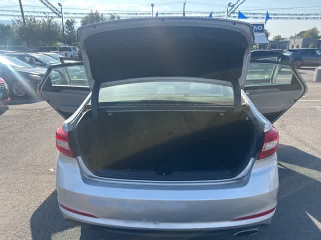 2015 Hyundai Sonata 2.4L SE 17