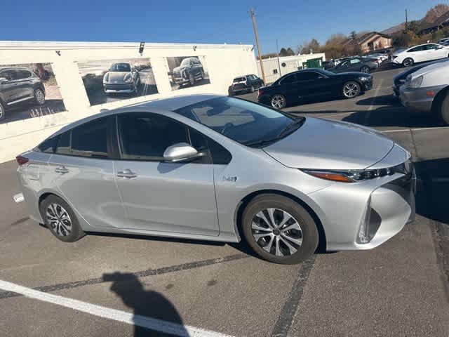 2021 Toyota Prius Prime XLE 4