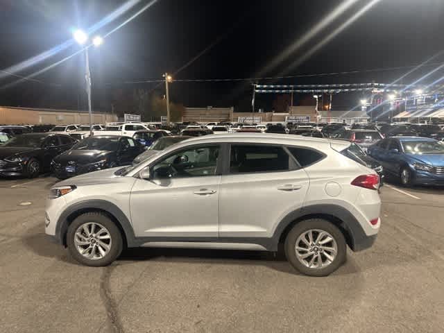 2017 Hyundai Tucson SE 2