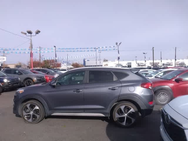 2018 Hyundai Tucson Sport 10