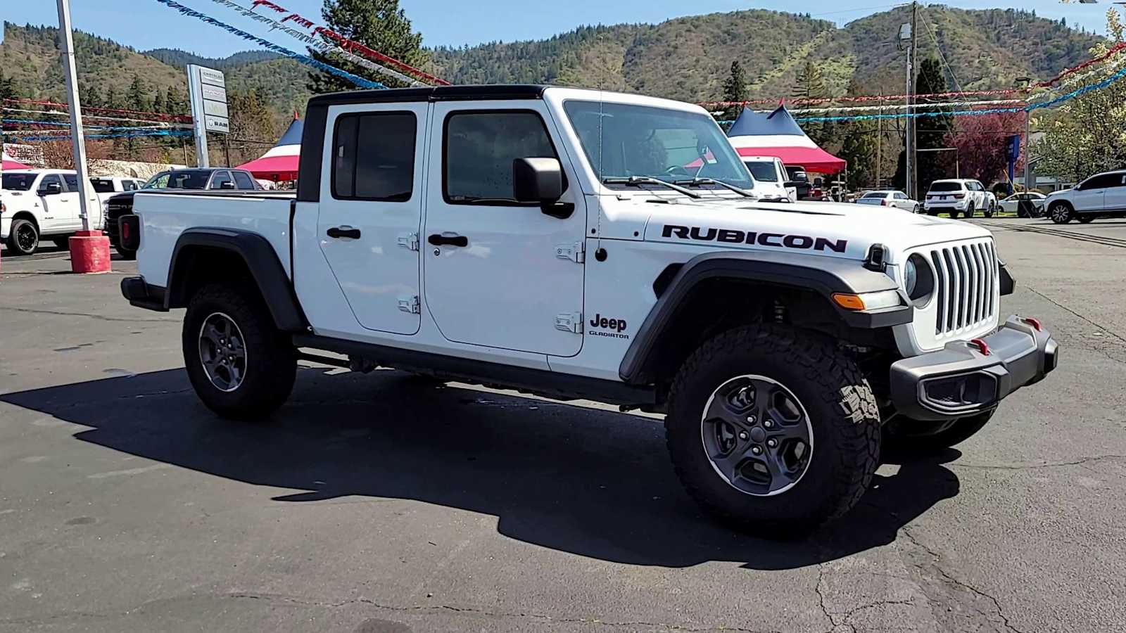 Used 2020 Jeep Gladiator Rubicon with VIN 1C6JJTBG0LL184573 for sale in Grants Pass, OR