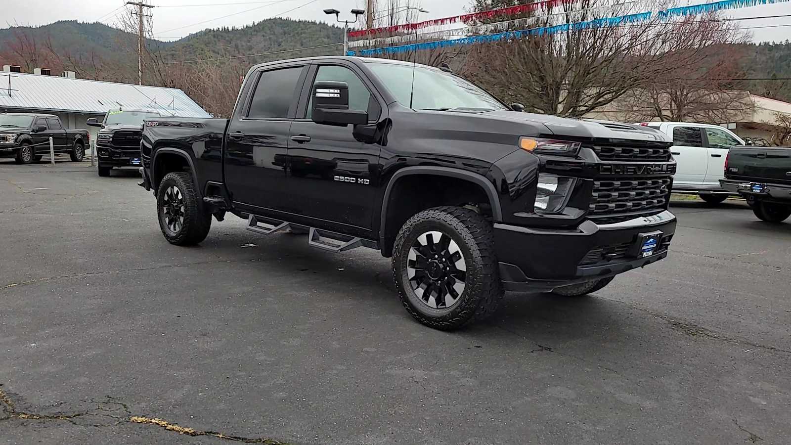 Used 2020 Chevrolet Silverado 2500HD Custom with VIN 1GC4YME75LF117548 for sale in Grants Pass, OR