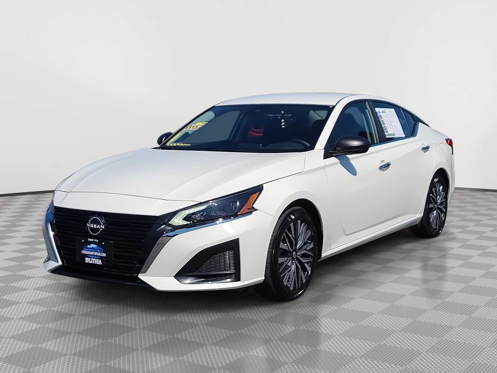 2025 Nissan Altima
