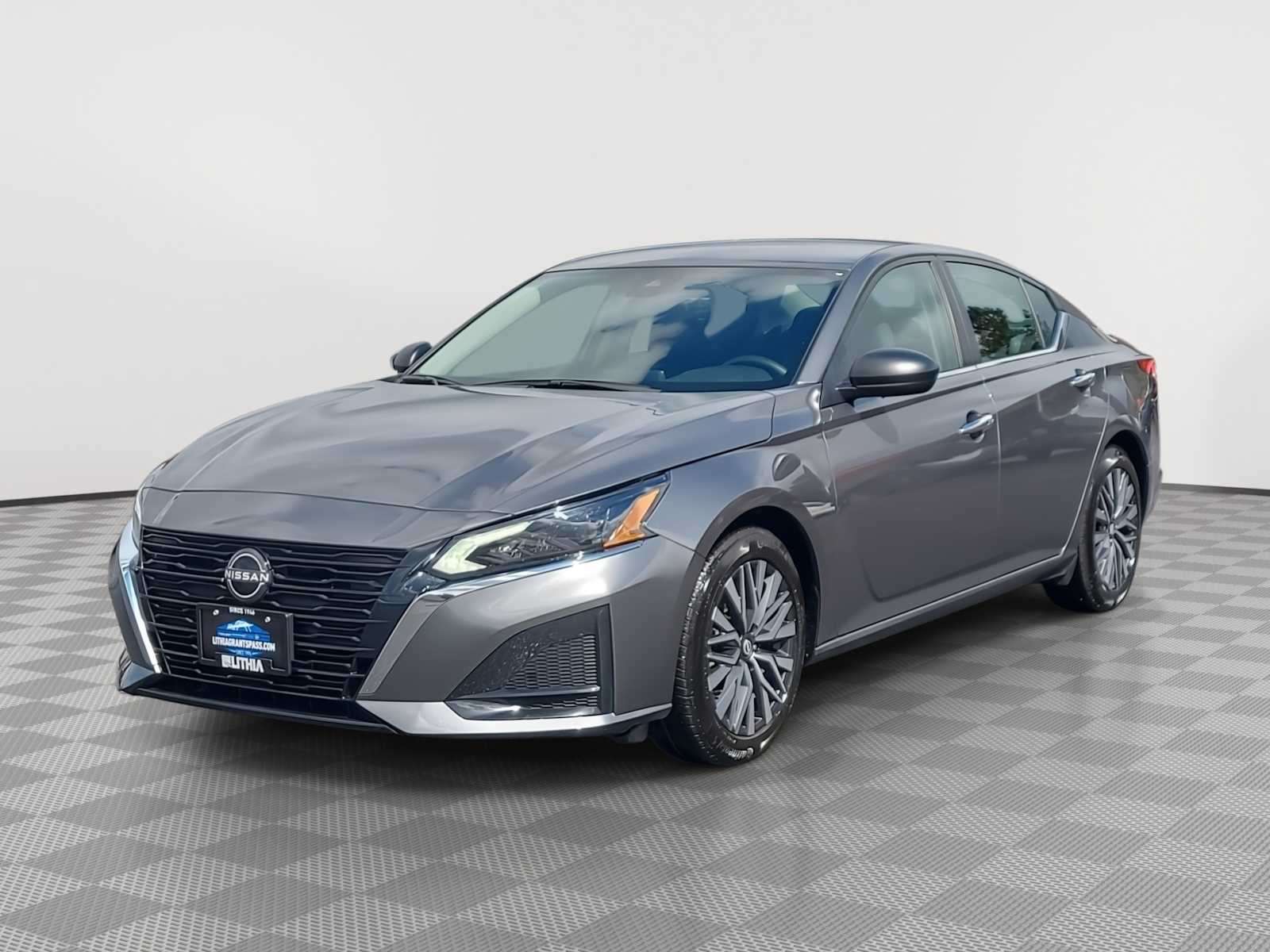 2025 Nissan Altima