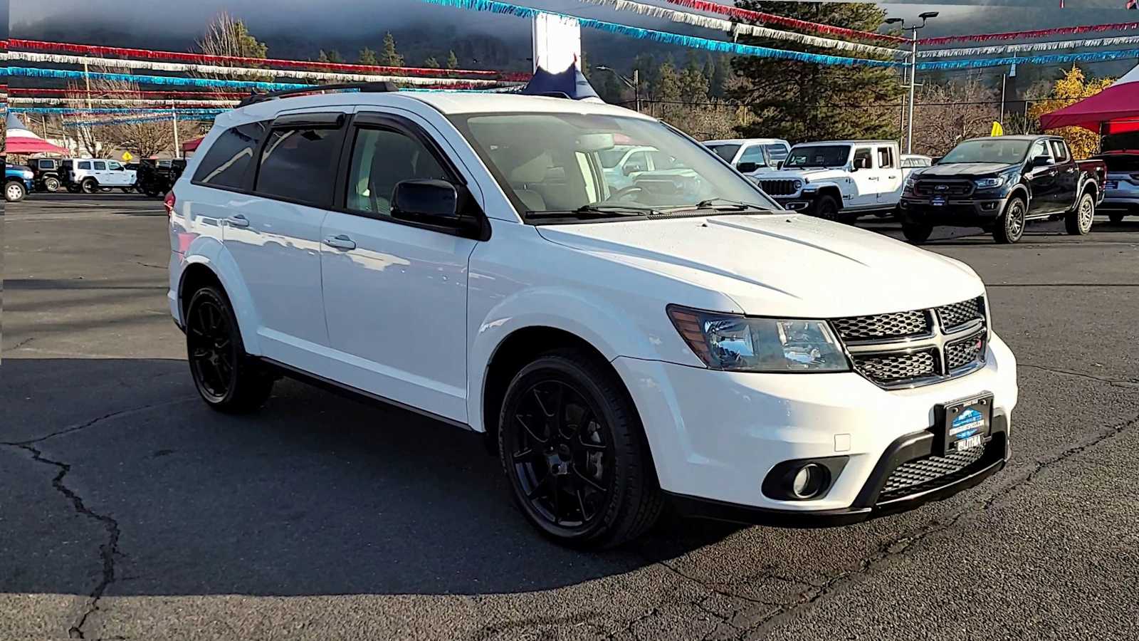 Used 2016 Dodge Journey SXT with VIN 3C4PDDBG3GT221531 for sale in Grants Pass, OR