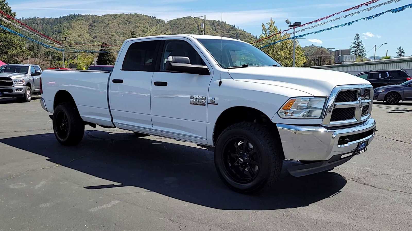 Used 2018 RAM Ram 3500 SLT with VIN 3C63R3HL6JG187431 for sale in Grants Pass, OR