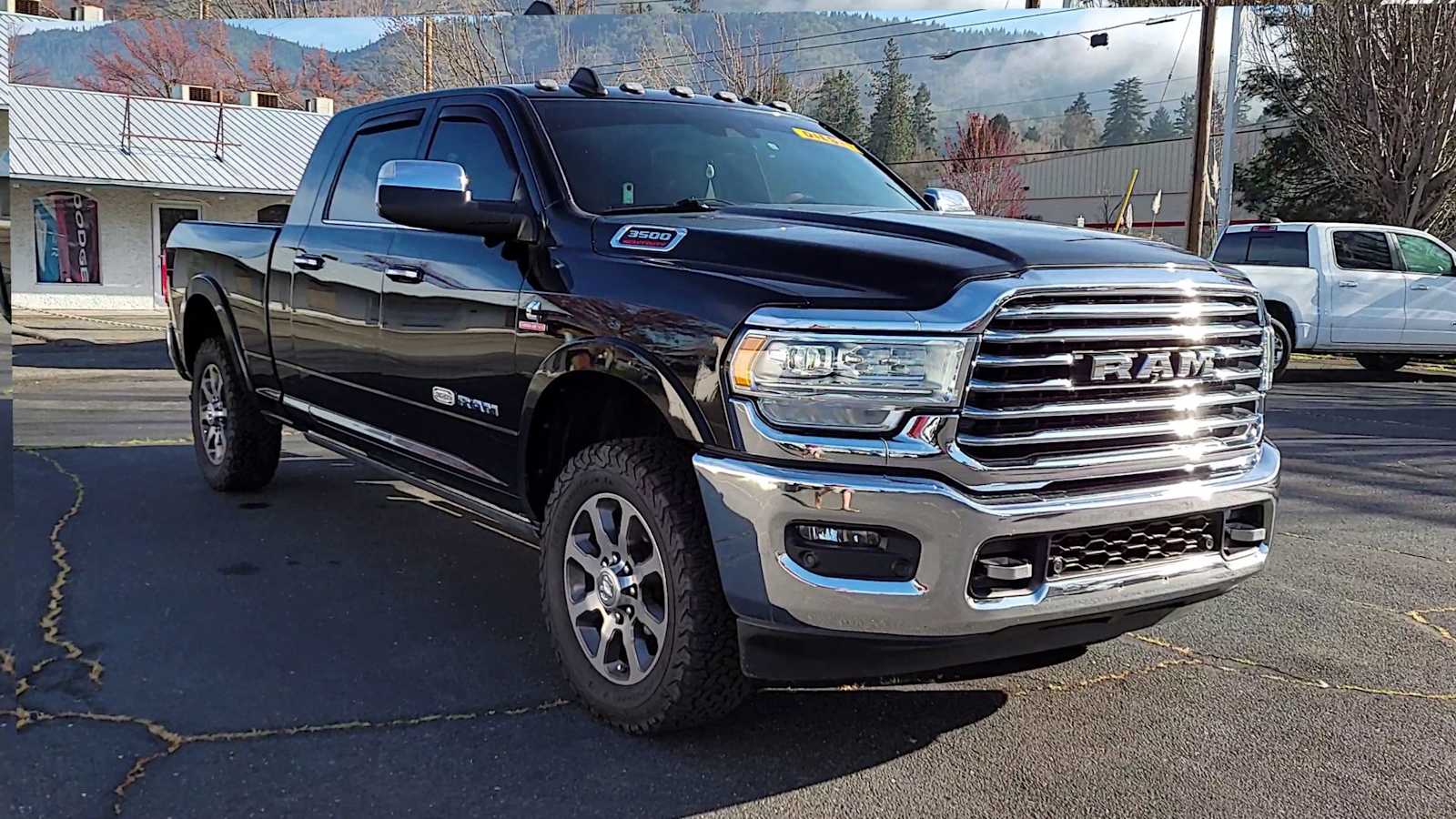 Used 2019 RAM Ram 3500 Pickup Longhorn with VIN 3C63R3NLXKG526116 for sale in Grants Pass, OR