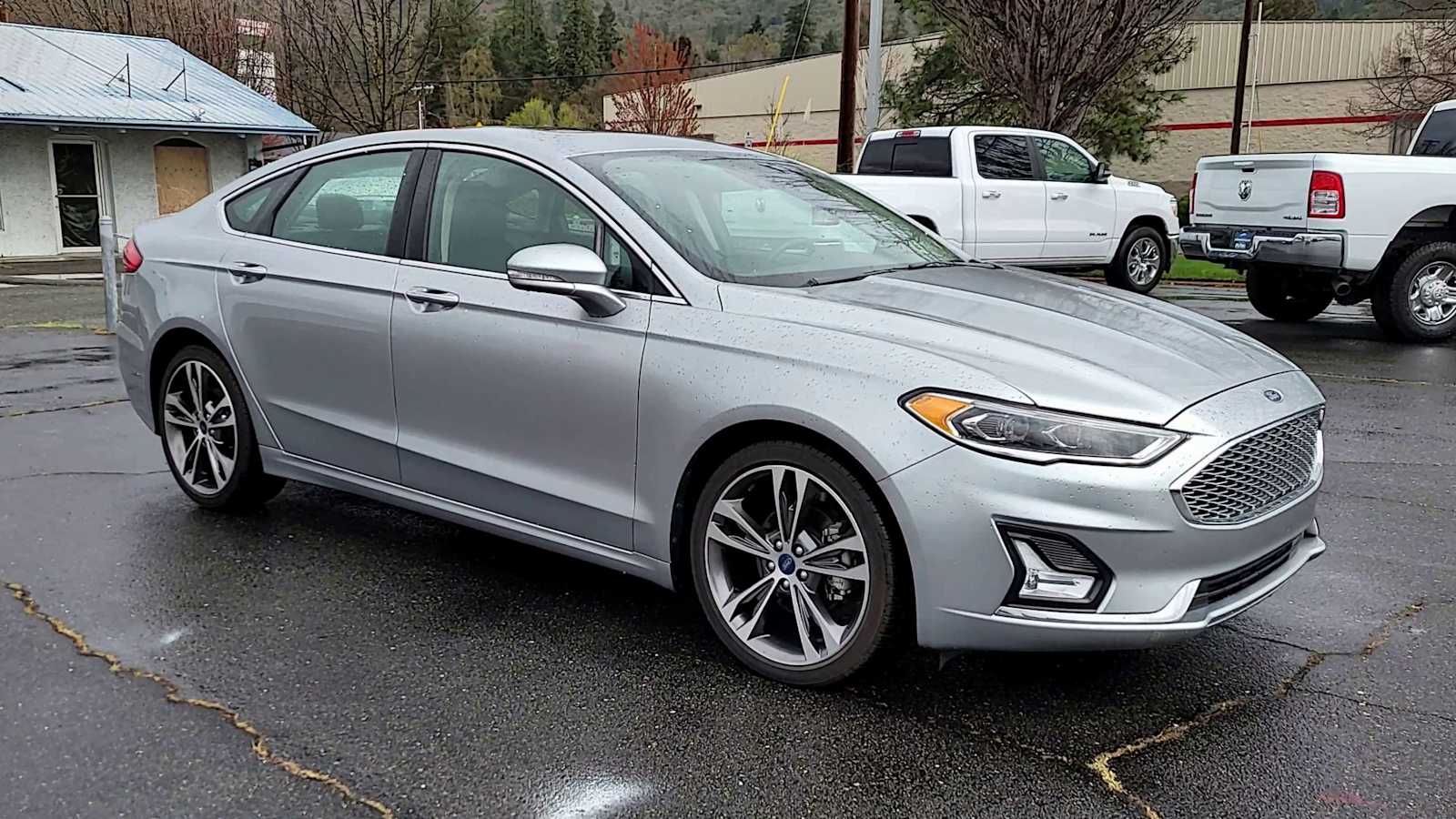 Used 2020 Ford Fusion Titanium with VIN 3FA6P0D98LR153167 for sale in Grants Pass, OR