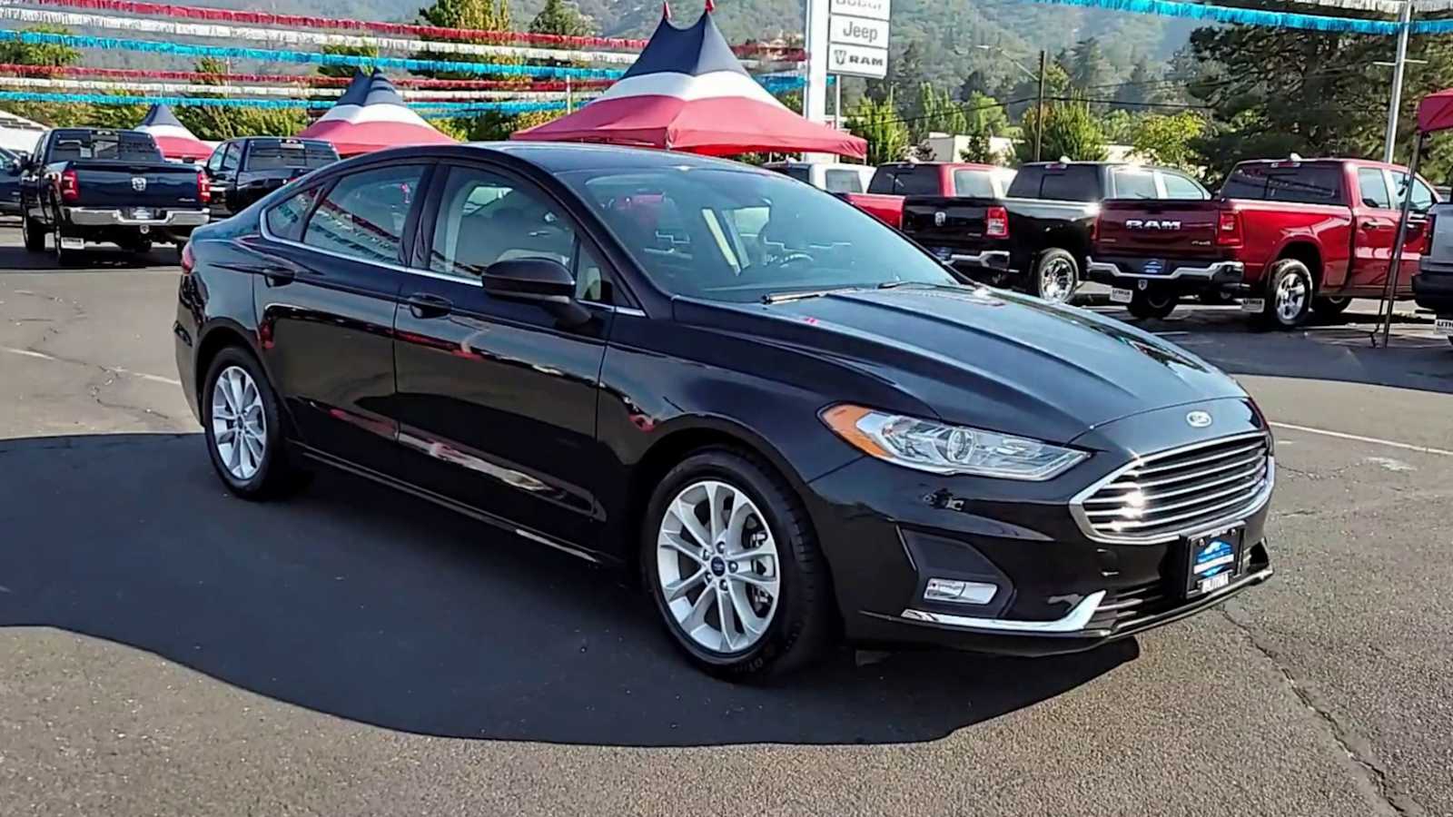 Used 2020 Ford Fusion SE with VIN 3FA6P0HD0LR131839 for sale in Grants Pass, OR